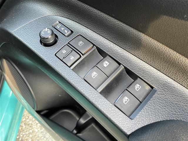 シエンタ Ｇ　クエロ　トヨタセーフティセンス　９型ナビ　両側電動スライド　バックＣ　フルセグ　ハーフレザーシート　Ｂｌｕｅｔｏｏｔｈ　ビルドインＥＴＣ　ＤＶＤ再生　ドラレコ　オートＬＥＤライト　フォグ　１５インチＡＷ（13枚目）