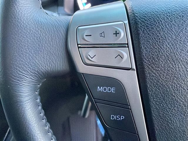 ヴェルファイアハイブリッド ＺＲ　寒冷地仕様　サンルーフ　セーフティセンス　純正ナビ　純正フリップダウンモニター　全周囲Ｃ　フルセグ　両側電動スライド　メモリ付電動シート　電動リアゲート　ビルドインＥＴＣ　ＡＣ１００Ｖコンセント（12枚目）