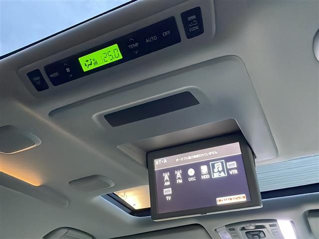 ヴェルファイアハイブリッド ＺＲ　寒冷地仕様　サンルーフ　セーフティセンス　純正ナビ　純正フリップダウンモニター　全周囲Ｃ　フルセグ　両側電動スライド　メモリ付電動シート　電動リアゲート　ビルドインＥＴＣ　ＡＣ１００Ｖコンセント（22枚目）