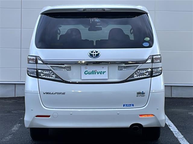 ヴェルファイアハイブリッド ＺＲ　寒冷地仕様　サンルーフ　セーフティセンス　純正ナビ　純正フリップダウンモニター　全周囲Ｃ　フルセグ　両側電動スライド　メモリ付電動シート　電動リアゲート　ビルドインＥＴＣ　ＡＣ１００Ｖコンセント（39枚目）