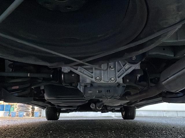 ヴェルファイアハイブリッド ＺＲ　寒冷地仕様　サンルーフ　セーフティセンス　純正ナビ　純正フリップダウンモニター　全周囲Ｃ　フルセグ　両側電動スライド　メモリ付電動シート　電動リアゲート　ビルドインＥＴＣ　ＡＣ１００Ｖコンセント（43枚目）