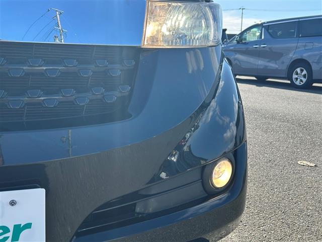 bB Z 煌-G 寒冷地仕様 4WD 純正メモリーナビ(NSZT-W64)フルセグ CD DVD AUX HIDヘッドライト ハーフレザーシート ETC 純正15インチアルミホイール 本革巻きステアリング(41枚目)