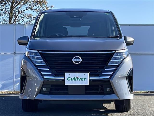 セレナ e-4ORCE ハイウェイスターV 12.3型ナビ 全周囲C プロパイロット ETC2.0 フルセグ HDMI 両側電動スライド デジタルミラー ハーフレザーシート シートヒーター ステアヒーター Qiワイヤレス充電 AC100V(35枚目)