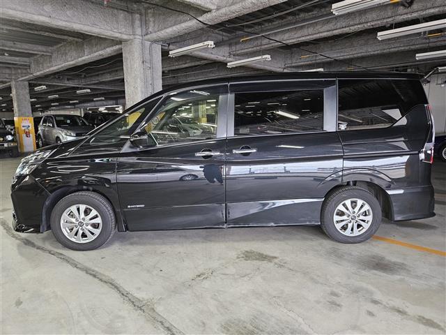 セレナ ハイウェイスター V フルセグTV ビルトインETC 全方位 ドライブレコーダープロパイロット 全方位運転支援システム LEDヘッドランプ ステアリングヒーター シートヒーター オートエアコン(15枚目)