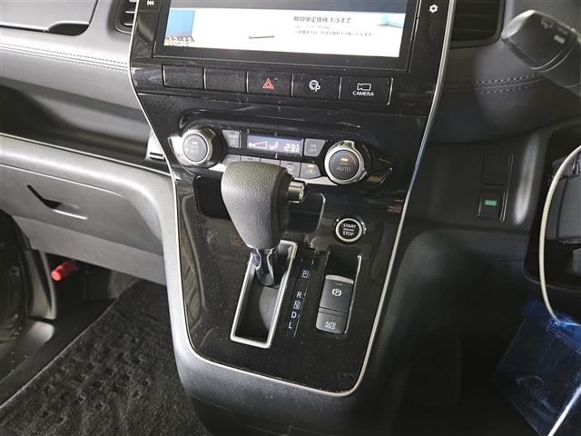 セレナ ハイウェイスター V フルセグTV ビルトインETC 全方位 ドライブレコーダープロパイロット 全方位運転支援システム LEDヘッドランプ ステアリングヒーター シートヒーター オートエアコン(22枚目)