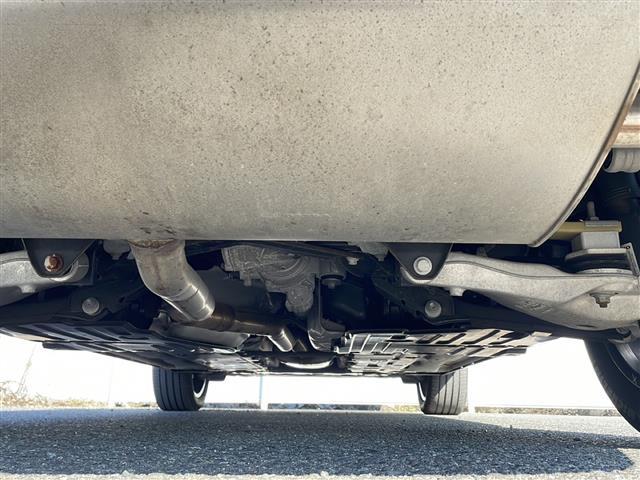 V90 クロスカントリー B5 AWD プロ harmankardonサウンド 全周囲 本革シート HUD メモリ付電動シート エアシートヒーター レーダークルコン 前後ドラレコ ステアヒーター BSM 純正19AW ルーフレール 電動リアゲート(43枚目)