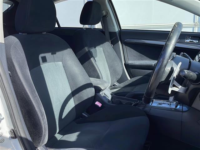 ギャランフォルティススポーツバック スポーツ　純正ＨＤＤナビ　バックカメラ　ＣＤ／ＤＶＤ再生　ＴＶ　クルーズコントロール　パドルシフト　ステアリングスイッチ　１２Ｖソケット　スマートキー　スペアタイヤ　ＨＩＤオートライト　１６インチＡＷ（3枚目）