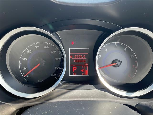 ギャランフォルティススポーツバック スポーツ　純正ＨＤＤナビ　バックカメラ　ＣＤ／ＤＶＤ再生　ＴＶ　クルーズコントロール　パドルシフト　ステアリングスイッチ　１２Ｖソケット　スマートキー　スペアタイヤ　ＨＩＤオートライト　１６インチＡＷ（5枚目）