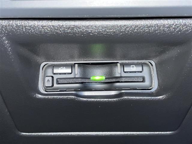 ＭＡＺＤＡ３ファストバック １５Ｓツーリング　ナビ　全周囲　ヘッドアップディスプレイ　ＥＴＣ　フルセグ　ＢＴ　ＤＶＤ再生　ＢＳＭ　ＨＤＭＩ　レーダークルーズコントロール　ドライブレコーダー　純正１８インチＡＷ　オートＬＥＤライト　フォグランプ（15枚目）