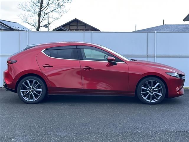 ＭＡＺＤＡ３ファストバック １５Ｓツーリング　ナビ　全周囲　ヘッドアップディスプレイ　ＥＴＣ　フルセグ　ＢＴ　ＤＶＤ再生　ＢＳＭ　ＨＤＭＩ　レーダークルーズコントロール　ドライブレコーダー　純正１８インチＡＷ　オートＬＥＤライト　フォグランプ（41枚目）