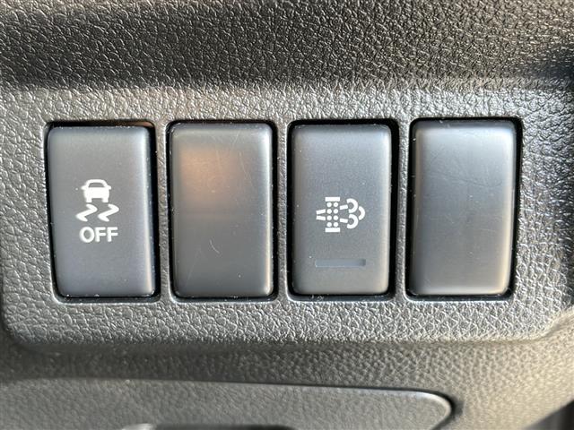 エクストレイル ２０ＧＴ　４ＷＤ　純正ナビ　ＢＴ　ＣＤ／ＤＶＤ再生　ＴＶ　バックカメラ　ＭＡＫアルミ　ＧＤマフラー　社外テールランプ　クルーズコントロール　オートＨＩＤライト　フォグランプ　ルーフレール　スマートキー　ＥＴＣ（12枚目）