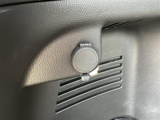 エクストレイル ２０ＧＴ　４ＷＤ　純正ナビ　ＢＴ　ＣＤ／ＤＶＤ再生　ＴＶ　バックカメラ　ＭＡＫアルミ　ＧＤマフラー　社外テールランプ　クルーズコントロール　オートＨＩＤライト　フォグランプ　ルーフレール　スマートキー　ＥＴＣ（28枚目）