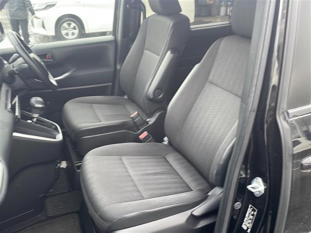 ノア Ｇ　セーフティセンス　純正ナビ　バックＣ　両側電動スライドドア　Ｂｌｕｅｔｏｏｔｈ再生　ビルドインＥＴＣ２．０　レーダークルーズコントロール　オートＬＥＤヘッドライト　純正１６インチＡＷ　スマートキー（21枚目）