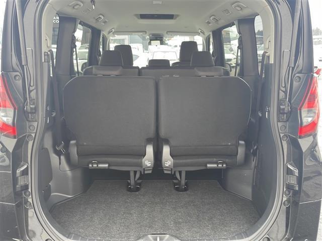 ノア Ｇ　セーフティセンス　純正ナビ　バックＣ　両側電動スライドドア　Ｂｌｕｅｔｏｏｔｈ再生　ビルドインＥＴＣ２．０　レーダークルーズコントロール　オートＬＥＤヘッドライト　純正１６インチＡＷ　スマートキー（26枚目）