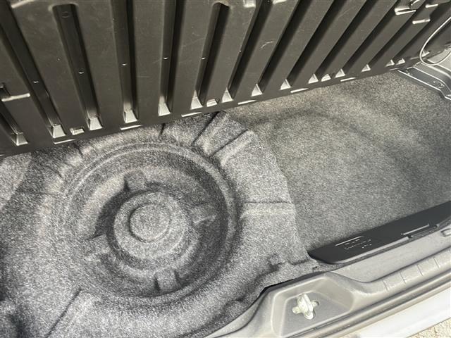 ノア Ｇ　セーフティセンス　純正ナビ　バックＣ　両側電動スライドドア　Ｂｌｕｅｔｏｏｔｈ再生　ビルドインＥＴＣ２．０　レーダークルーズコントロール　オートＬＥＤヘッドライト　純正１６インチＡＷ　スマートキー（28枚目）