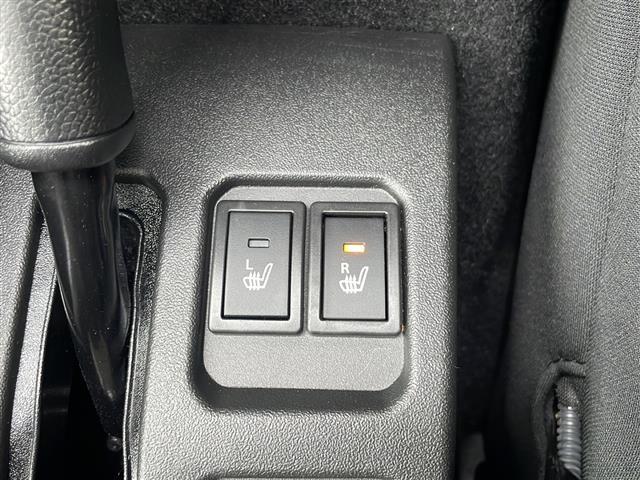 ジムニーノマド ＦＣ　デュアルブレーキサポート　純正８型ナビ　バックＣ　前後ドラレコ　フルセグ　レーダークルーズ　ビルドインＥＴＣ　シートヒーター　ミラーヒーター　ヘッドライトウォッシャー　コーナーセンサー　スペアキー（2枚目）