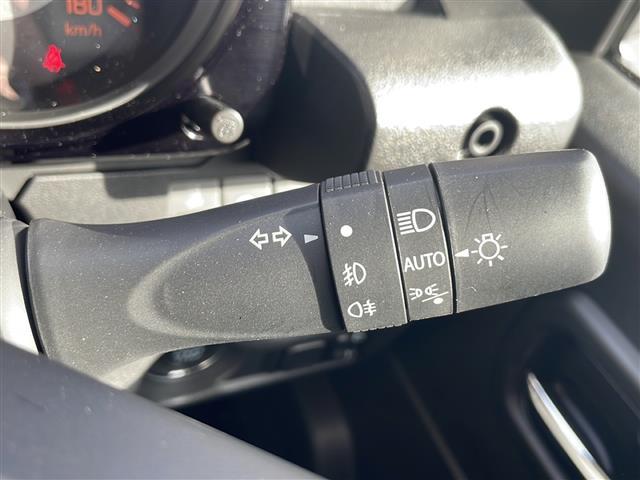 ジムニーノマド ＦＣ　デュアルブレーキサポート　純正８型ナビ　バックＣ　前後ドラレコ　フルセグ　レーダークルーズ　ビルドインＥＴＣ　シートヒーター　ミラーヒーター　ヘッドライトウォッシャー　コーナーセンサー　スペアキー（13枚目）