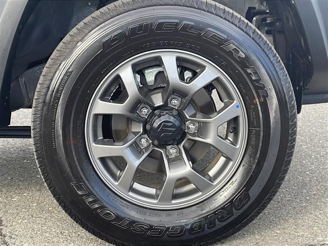 ジムニーノマド ＦＣ　デュアルブレーキサポート　純正８型ナビ　バックＣ　前後ドラレコ　フルセグ　レーダークルーズ　ビルドインＥＴＣ　シートヒーター　ミラーヒーター　ヘッドライトウォッシャー　コーナーセンサー　スペアキー（32枚目）