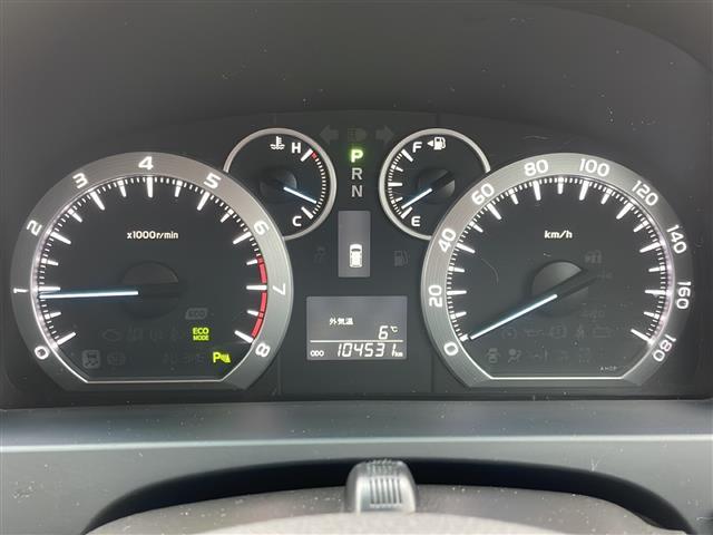 ヴェルファイア ２．４Ｘ　フリップダウンモニター　社外ＨＤＤナビ　Ｂｌｕｅｔｏｏｔｈ　ＣＤ／ＤＶＤ再生　フルセグ　バックカメラ　両側パワースライドドア　オートＨＩＤライト　ドライブレコーダー　ビルトインＥＴＣ　スマートキー（8枚目）