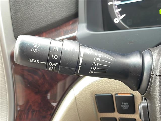 ヴェルファイア ２．４Ｘ　フリップダウンモニター　社外ＨＤＤナビ　Ｂｌｕｅｔｏｏｔｈ　ＣＤ／ＤＶＤ再生　フルセグ　バックカメラ　両側パワースライドドア　オートＨＩＤライト　ドライブレコーダー　ビルトインＥＴＣ　スマートキー（10枚目）