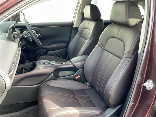 ＺＲ－Ｖ ｅ：ＨＥＶ　Ｚ　ＢＯＳＥサウンド　純正ナビ　ＢＴ　ＵＳＢ　全方位Ｃ　レーダークルコン　ＬＥＤオートマチックハイビーム　ダウンヒルコントロール　レザーシート　シートヒーター　電動Ｒゲート　ステアヒーター　ＥＴＣ２．０（23枚目）