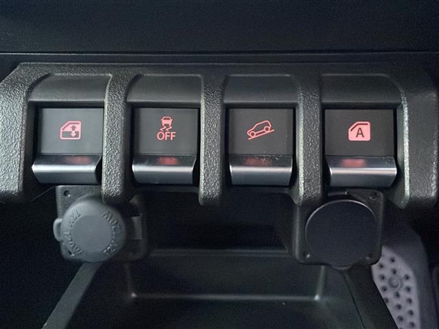 ジムニーシエラ ＪＣ　ワンオーナー　スズキレーダーブレーキサポート　シートヒーター　クルーズコントロール　ヒルディセントコントロール　純正１５インチＡＷ　ミラーヒーター　オートＬＥＤライト　フォグランプ　スペアキー（16枚目）