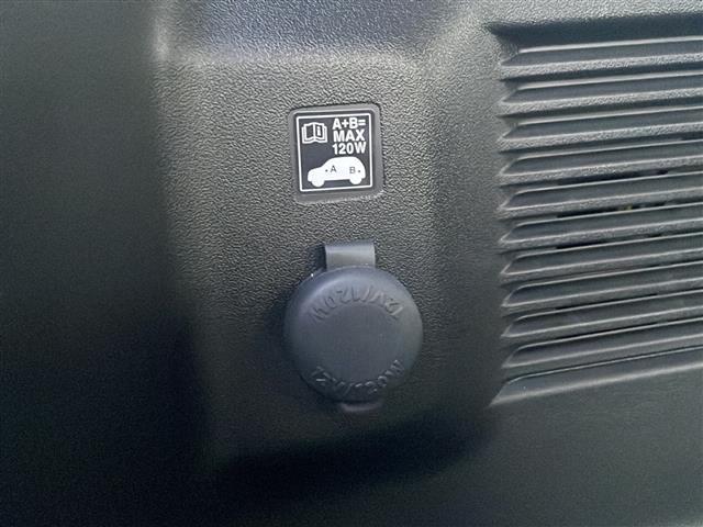 ジムニーシエラ ＪＣ　ワンオーナー　スズキレーダーブレーキサポート　シートヒーター　クルーズコントロール　ヒルディセントコントロール　純正１５インチＡＷ　ミラーヒーター　オートＬＥＤライト　フォグランプ　スペアキー（22枚目）