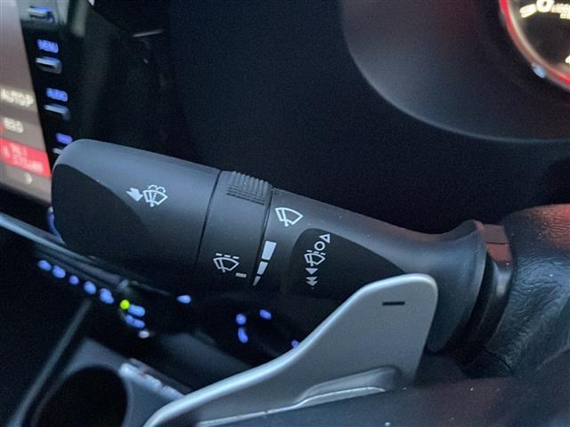 ハイラックス Ｚ　ＧＲスポーツ　ワンオーナー　寒冷地仕様　８型ナビ　全周囲Ｃ　ＧＲスポーツシート　パワーシート　ＥＴＣ２．０　パドルシフト　レーダークルーズ　ＧＲスポーツステアリング　コーナーセンサー　ＧＲ１８ＡＷ　トノカバー（13枚目）