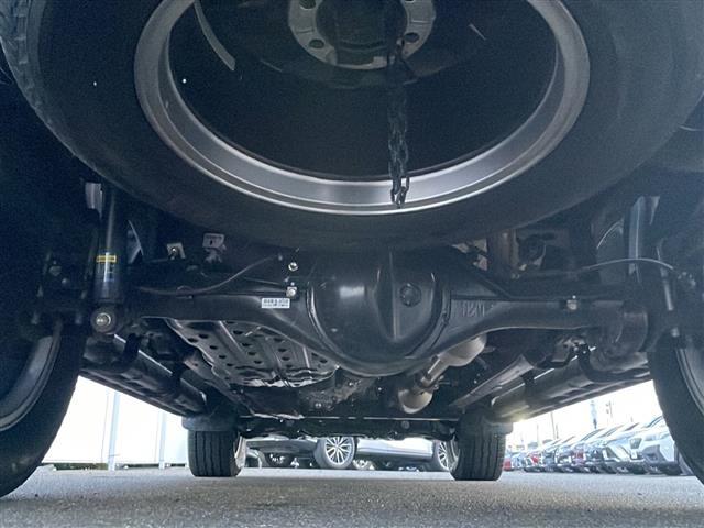 ハイラックス Ｚ　ＧＲスポーツ　ワンオーナー　寒冷地仕様　８型ナビ　全周囲Ｃ　ＧＲスポーツシート　パワーシート　ＥＴＣ２．０　パドルシフト　レーダークルーズ　ＧＲスポーツステアリング　コーナーセンサー　ＧＲ１８ＡＷ　トノカバー（43枚目）