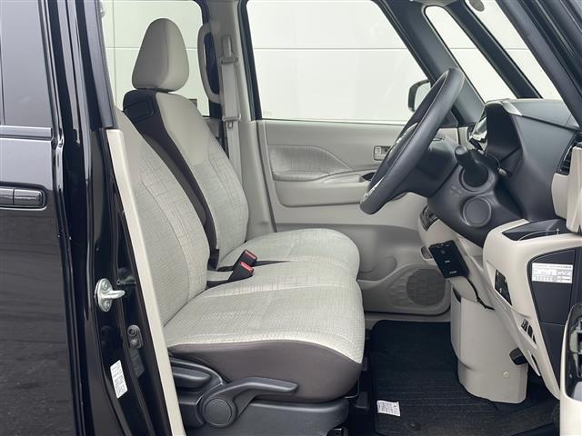 ルークス Ｘ　エマブレ　ナビ　全周囲Ｃ　ドラレコ　シートヒーター　ハンズフリー電動スライドドア　Ｂｌｕｅｔｏｏｔｈ再生　ＥＴＣ　ステアスイッチ　オートライト　コーナーセンサー　電格ミラー　スペアキー　フロアマット（6枚目）