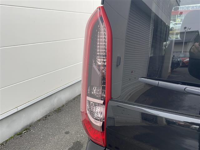 ルークス Ｘ　エマブレ　ナビ　全周囲Ｃ　ドラレコ　シートヒーター　ハンズフリー電動スライドドア　Ｂｌｕｅｔｏｏｔｈ再生　ＥＴＣ　ステアスイッチ　オートライト　コーナーセンサー　電格ミラー　スペアキー　フロアマット（30枚目）