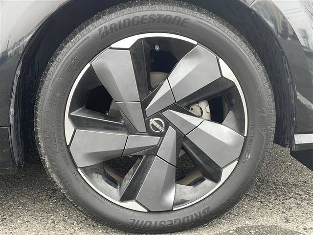 オーラ G FOUR レザーエディション BOSEサウンド 純正9型ナビ プロパイロット 全周囲C HDMI デジタルインナーミラー 本革シートヒーター GPSレーダー キャンセラー付フルセグ ETC2. Qiワイヤレス充電 ドラレコ BSM(33枚目)