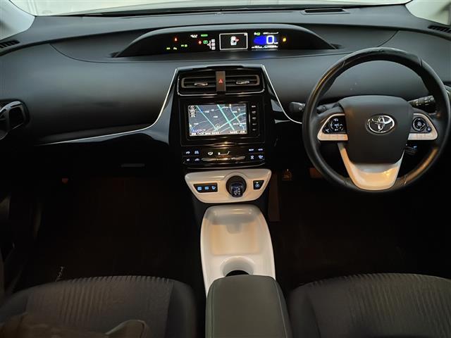 プリウス A 4WD 寒冷地仕様 SDナビ BT CD DVD バックC オートLEDライト オートマチックハイビーム ビルトインETC パーキングアシスト クルーズコントロール 前後コーナーセンサー スマートキー(2枚目)