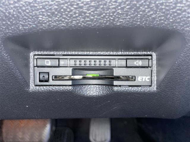 プリウス A 4WD 寒冷地仕様 SDナビ BT CD DVD バックC オートLEDライト オートマチックハイビーム ビルトインETC パーキングアシスト クルーズコントロール 前後コーナーセンサー スマートキー(15枚目)