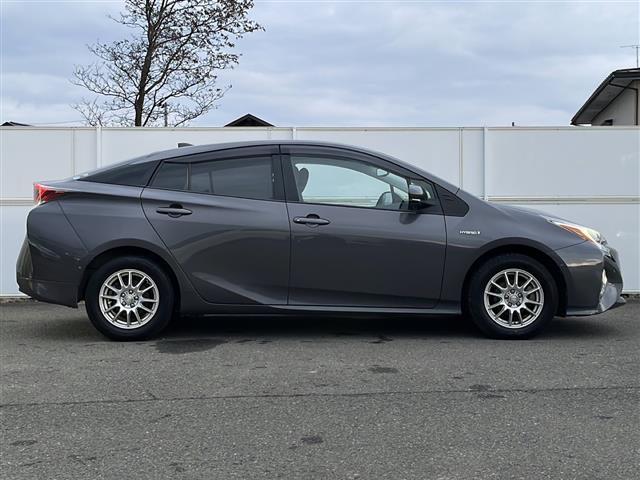 プリウス A 4WD 寒冷地仕様 SDナビ BT CD DVD バックC オートLEDライト オートマチックハイビーム ビルトインETC パーキングアシスト クルーズコントロール 前後コーナーセンサー スマートキー(35枚目)