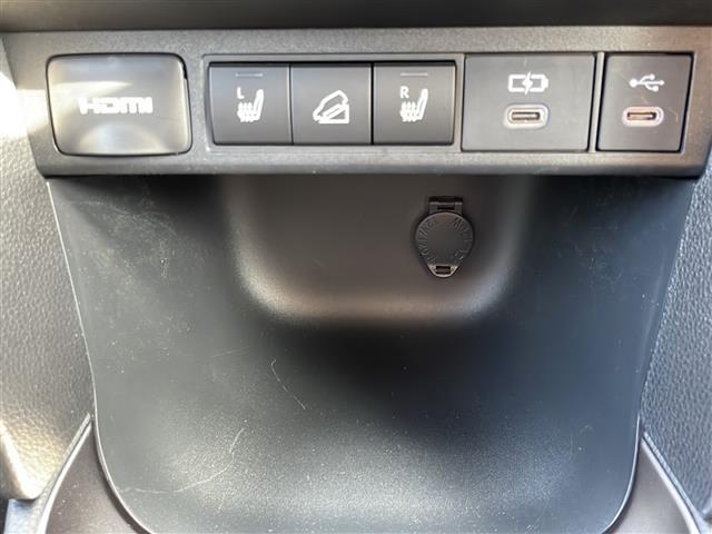 ヤリスクロス ハイブリッドZ ウルバーノ ワンオーナー 寒冷地仕様 ナビ 全周囲C フルセグ BSM 電動ハーフレザーシート シートヒーター ステアリングヒーター レーダークルーズ HDMI ビルドインETC2.0 純正ブラック18AW(20枚目)