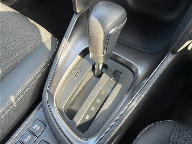 ヤリスクロス ハイブリッドZ ウルバーノ ワンオーナー 寒冷地仕様 ナビ 全周囲C フルセグ BSM 電動ハーフレザーシート シートヒーター ステアリングヒーター レーダークルーズ HDMI ビルドインETC2.0 純正ブラック18AW(21枚目)