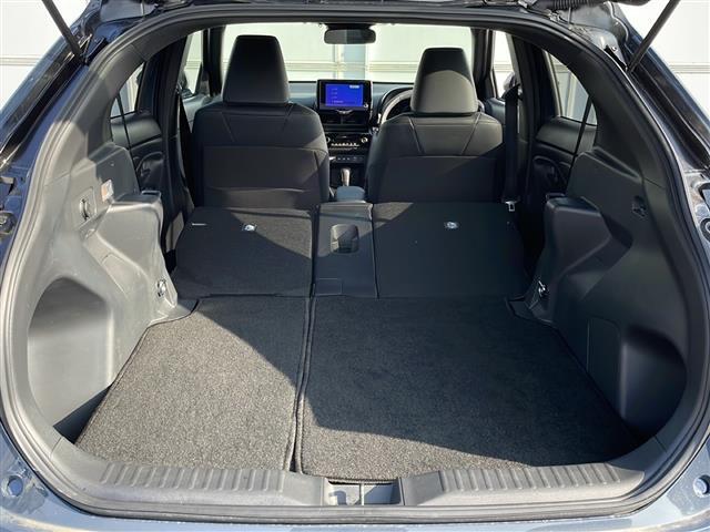 ヤリスクロス ハイブリッドZ ウルバーノ ワンオーナー 寒冷地仕様 ナビ 全周囲C フルセグ BSM 電動ハーフレザーシート シートヒーター ステアリングヒーター レーダークルーズ HDMI ビルドインETC2.0 純正ブラック18AW(28枚目)