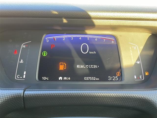 フィット ベーシック　４ＷＤ　ＳＤナビ　Ｂｌｕｅｔｏｏｔｈ　クルーズコントロール　コーナーセンサー　　衝突軽減ブレーキ（ＣＭＢＳ）　誤発進抑制機能　後方誤発進抑制機能　近距離衝突軽減ブレーキ　歩行者事故低減ステアリング（6枚目）