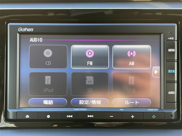 フィット ベーシック　４ＷＤ　ＳＤナビ　Ｂｌｕｅｔｏｏｔｈ　クルーズコントロール　コーナーセンサー　　衝突軽減ブレーキ（ＣＭＢＳ）　誤発進抑制機能　後方誤発進抑制機能　近距離衝突軽減ブレーキ　歩行者事故低減ステアリング（17枚目）