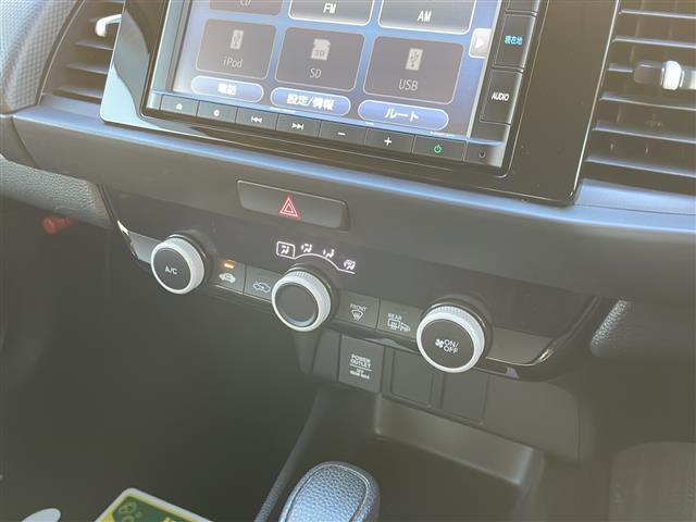 フィット ベーシック　４ＷＤ　ＳＤナビ　Ｂｌｕｅｔｏｏｔｈ　クルーズコントロール　コーナーセンサー　　衝突軽減ブレーキ（ＣＭＢＳ）　誤発進抑制機能　後方誤発進抑制機能　近距離衝突軽減ブレーキ　歩行者事故低減ステアリング（18枚目）