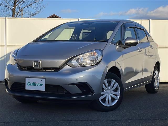 フィット ベーシック　４ＷＤ　ＳＤナビ　Ｂｌｕｅｔｏｏｔｈ　クルーズコントロール　コーナーセンサー　　衝突軽減ブレーキ（ＣＭＢＳ）　誤発進抑制機能　後方誤発進抑制機能　近距離衝突軽減ブレーキ　歩行者事故低減ステアリング（34枚目）