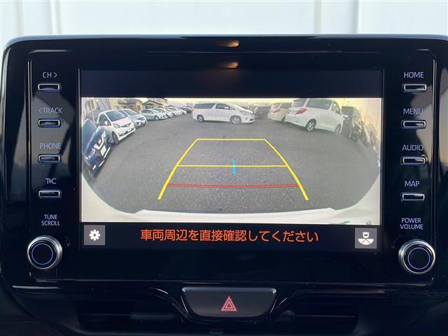 ヤリスクロス ハイブリッドＺ　トヨタセーフティセンス　アドバンストパーク　ＢＳＭ　純正８型ナビ　全周囲Ｃ　Ｂｌｕｅｔｏｏｔｈ　ＵＳＢ接続　ＤＶＤ再生　シートヒーター　ステアヒーター　コーナーセンサー　ビルトインＥＴＣ　純正１８ＡＷ（2枚目）