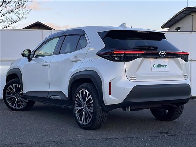 ヤリスクロス ハイブリッドＺ　トヨタセーフティセンス　アドバンストパーク　ＢＳＭ　純正８型ナビ　全周囲Ｃ　Ｂｌｕｅｔｏｏｔｈ　ＵＳＢ接続　ＤＶＤ再生　シートヒーター　ステアヒーター　コーナーセンサー　ビルトインＥＴＣ　純正１８ＡＷ（38枚目）