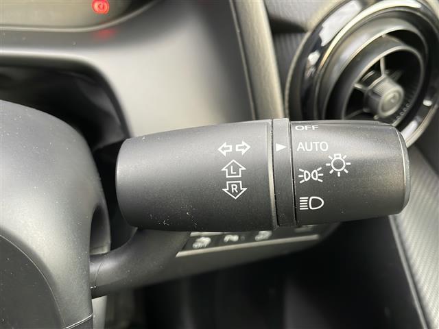 デミオ 15MB モータースポーツベース車 6速MT USB AUX コーナーセンサー レーンキープ オートライト BSM スマートキー プッシュスタート(8枚目)