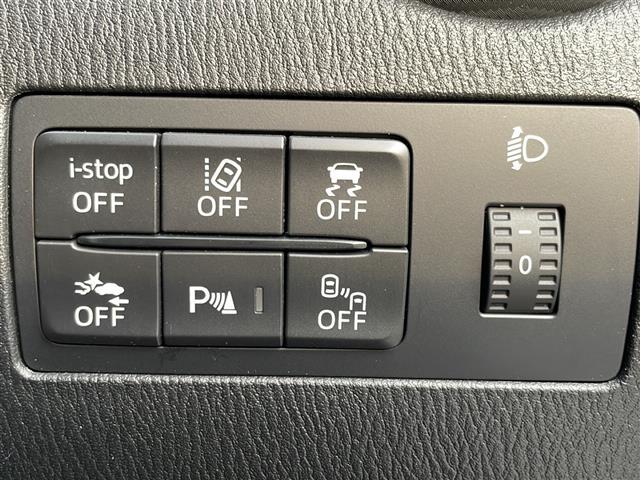 デミオ 15MB モータースポーツベース車 6速MT USB AUX コーナーセンサー レーンキープ オートライト BSM スマートキー プッシュスタート(13枚目)