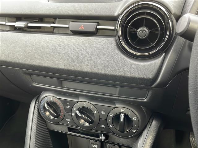 デミオ 15MB モータースポーツベース車 6速MT USB AUX コーナーセンサー レーンキープ オートライト BSM スマートキー プッシュスタート(18枚目)