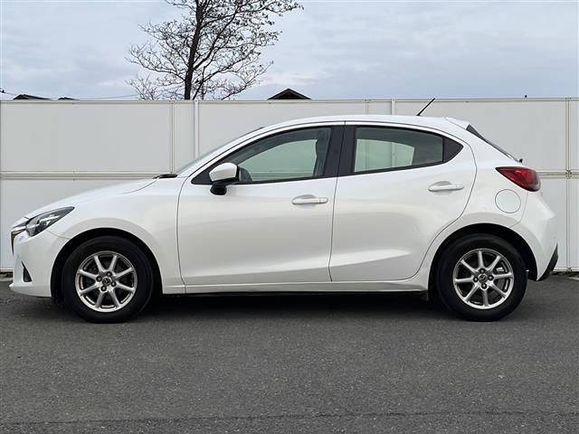 デミオ 15MB モータースポーツベース車 6速MT USB AUX コーナーセンサー レーンキープ オートライト BSM スマートキー プッシュスタート(33枚目)