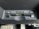 ヤリスクロス ハイブリッドＺ　トヨタセーフティセンス　アドバンストパーク　ＢＳＭ　純正８型ナビ　全周囲Ｃ　Ｂｌｕｅｔｏｏｔｈ　ＵＳＢ接続　ＤＶＤ再生　シートヒーター　ステアヒーター　コーナーセンサー　ビルトインＥＴＣ　純正１８ＡＷ（4枚目）
