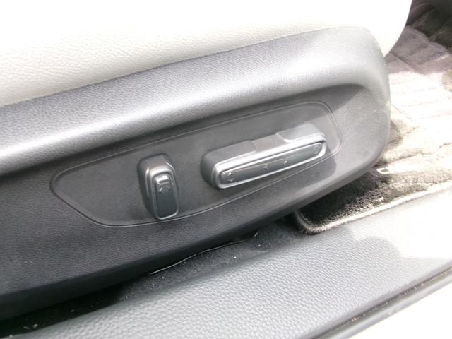 運転席8ウェイパワーシート